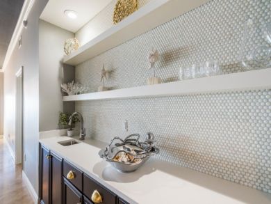 Wet bar